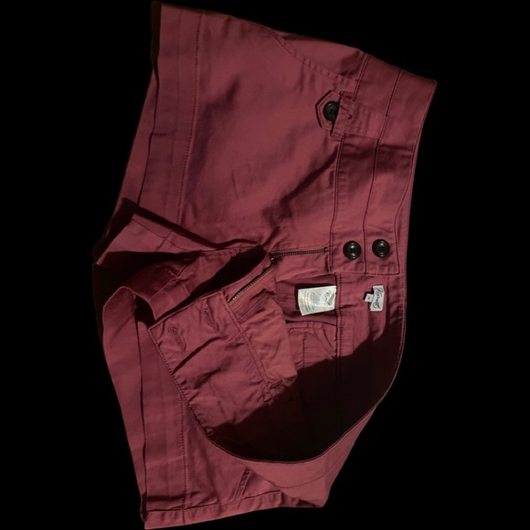 Women’s shorts - Picture 2 of 3